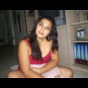 Meet your Posher, Monica